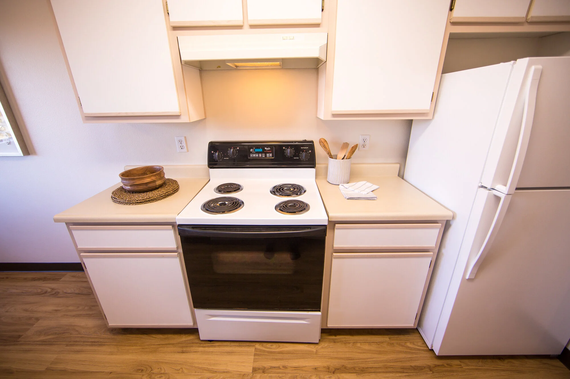 Kitchen — Lakepointe 15