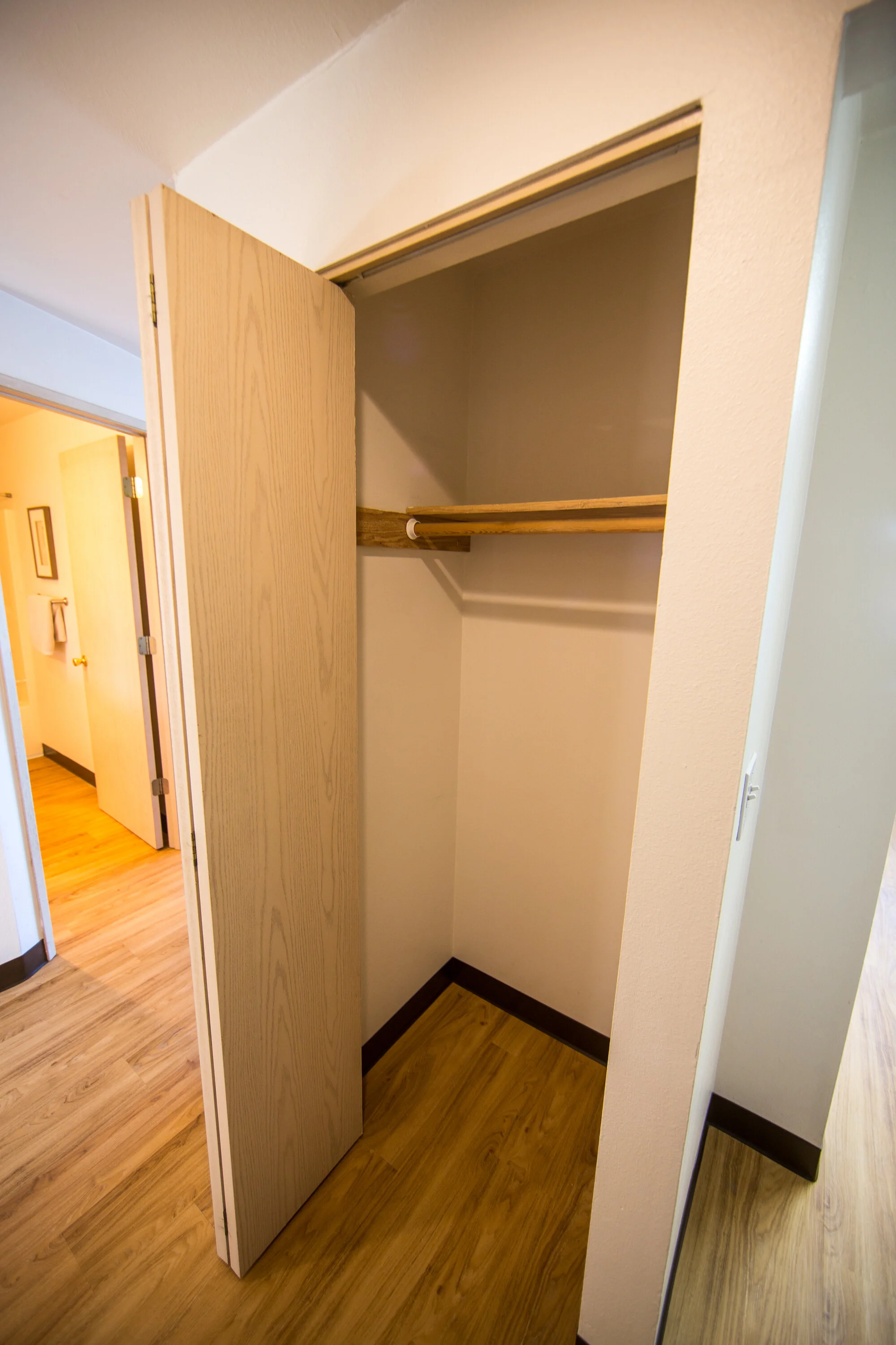 Entryway, hallway, and storage — Lakepointe 38
